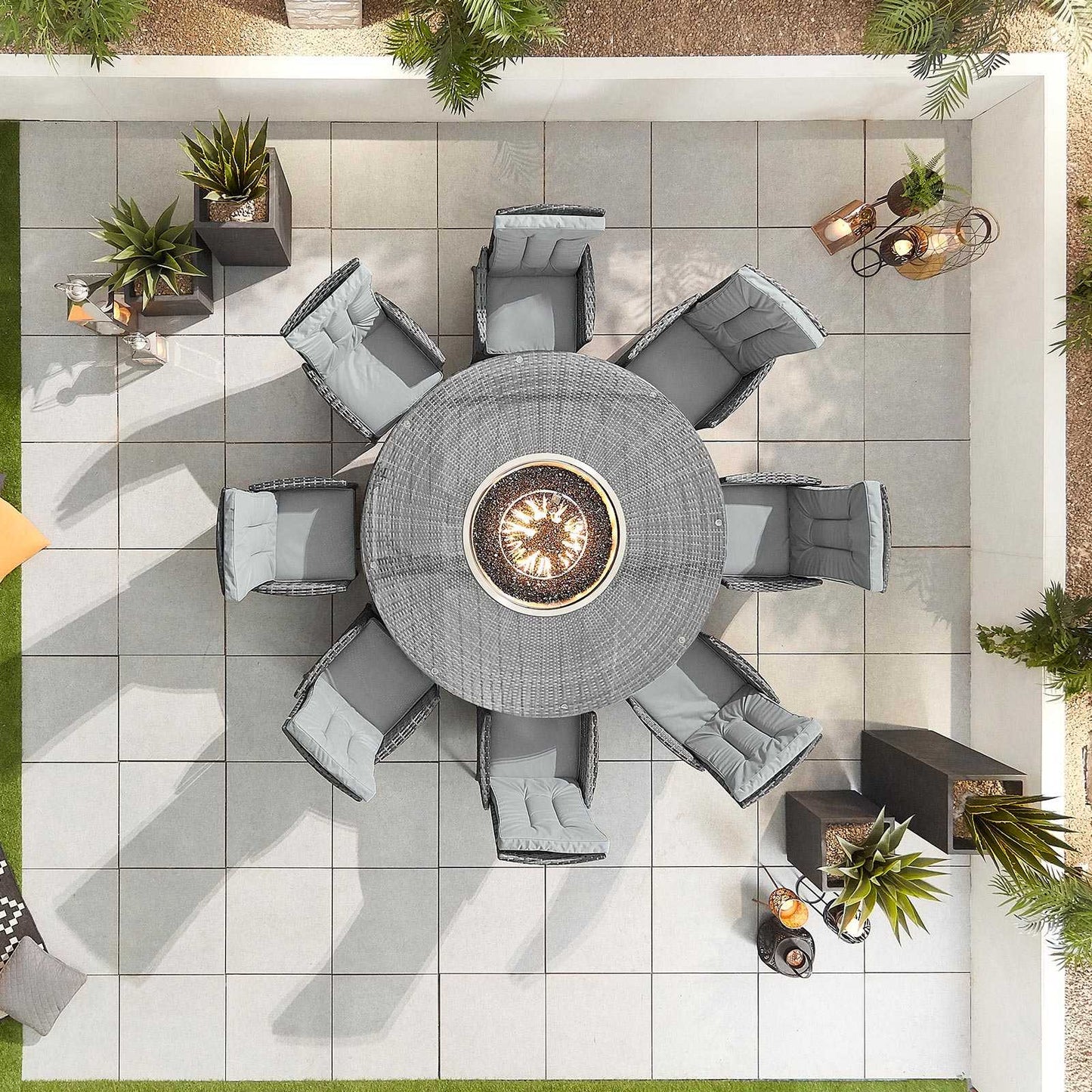 Ruxley 8 Seat Dining Set with Fire Pit