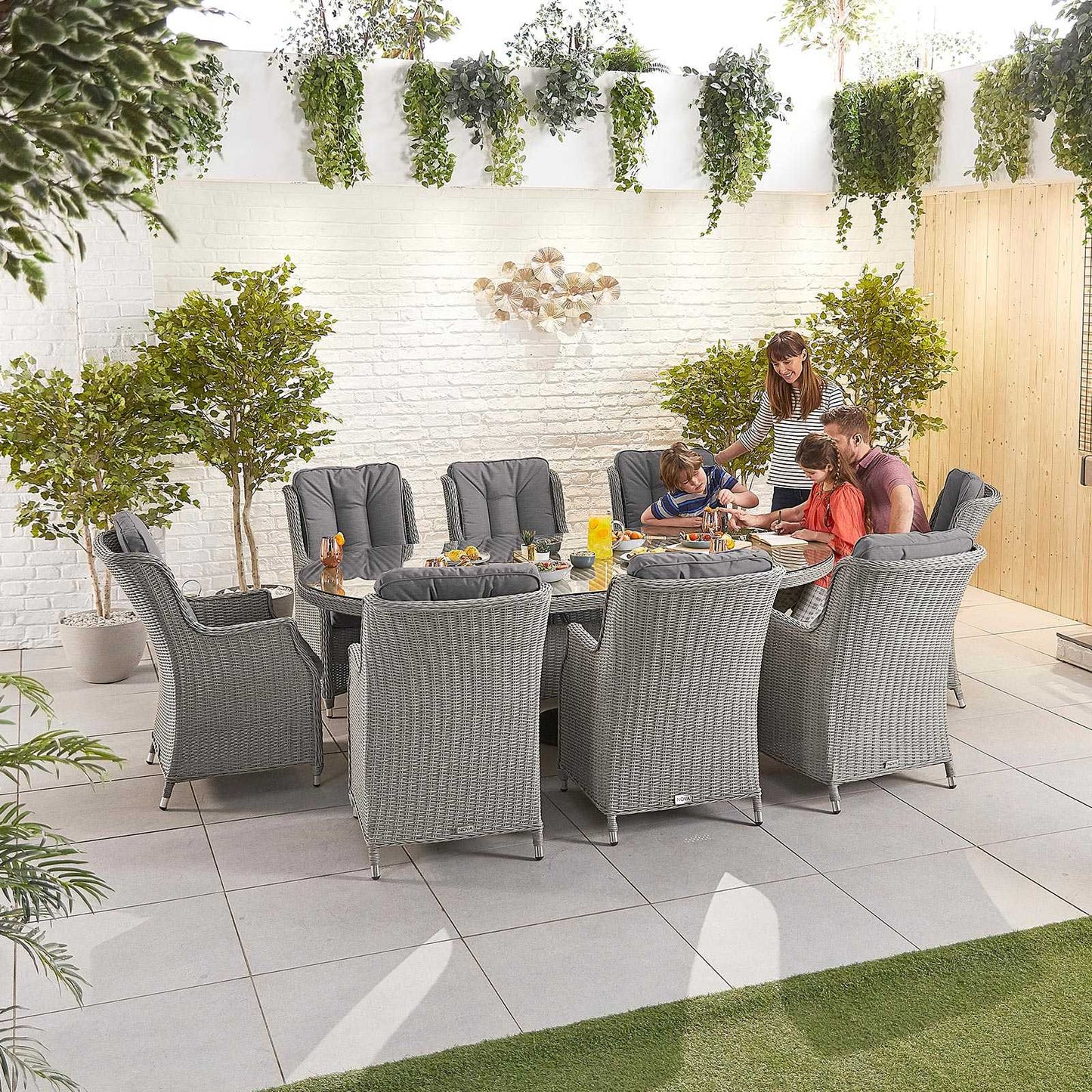 Thalia 8 Seat Dining Set
