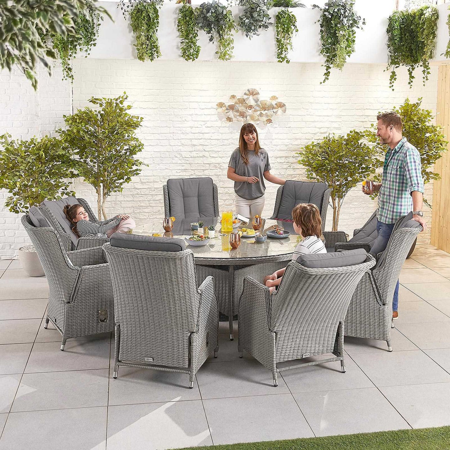 Carolina 8 Seat Dining Set with Fire Pit