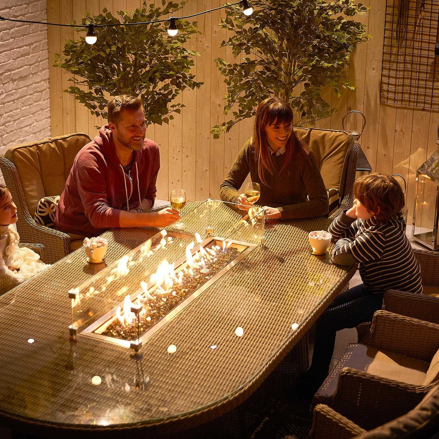 Thalia 8 Seat Dining Set with Fire Pit