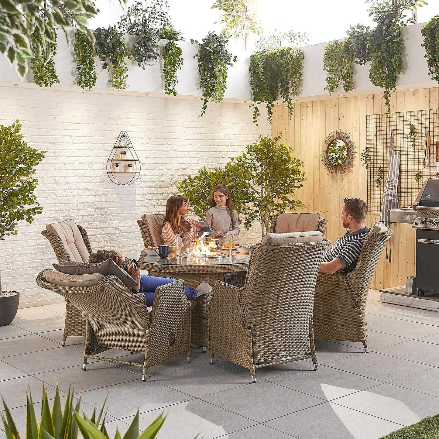 Carolina 8 Seat Dining Set with Fire Pit