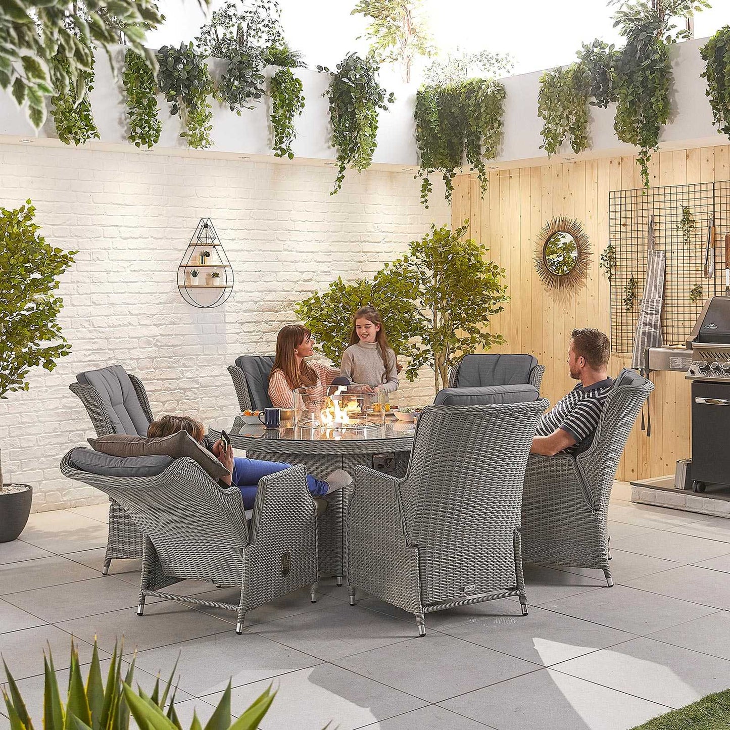 Carolina 8 Seat Dining Set with Fire Pit