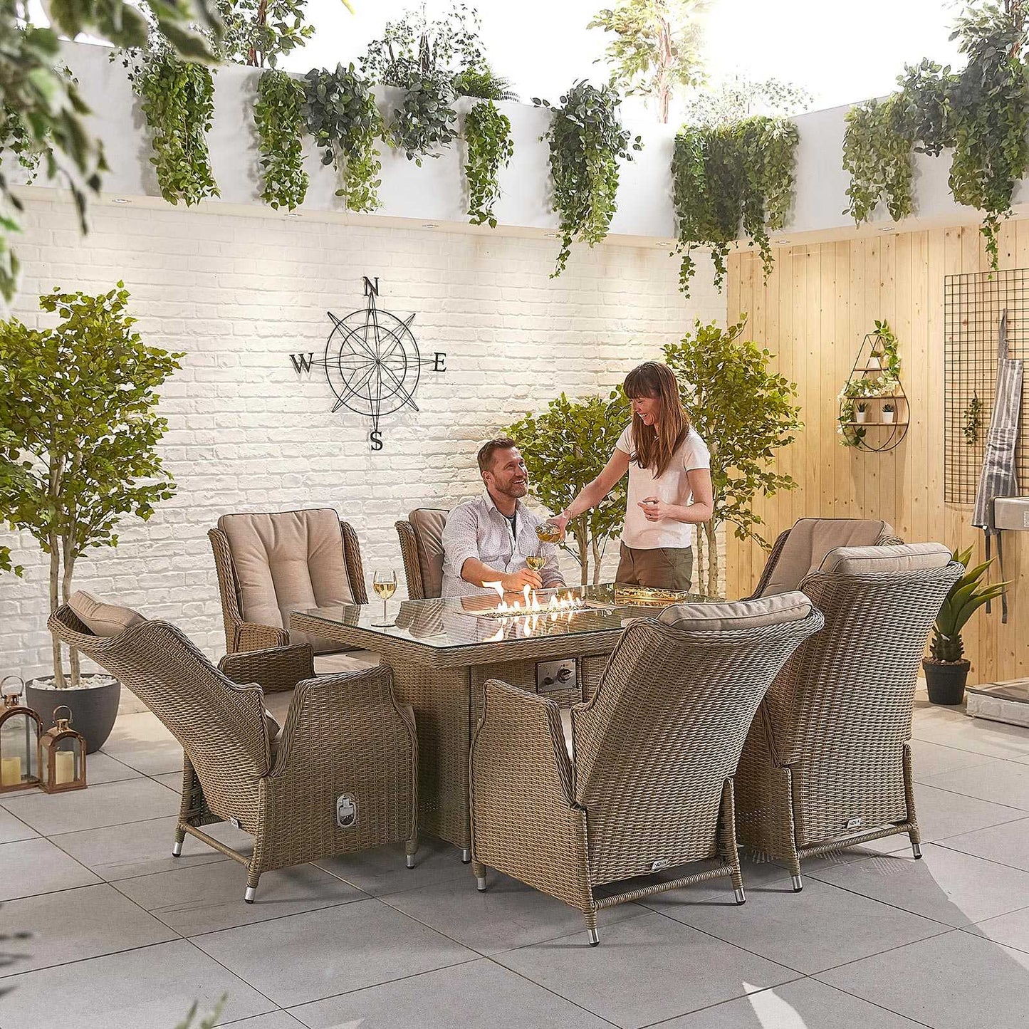 Carolina 8 Seat Dining Set with Fire Pit