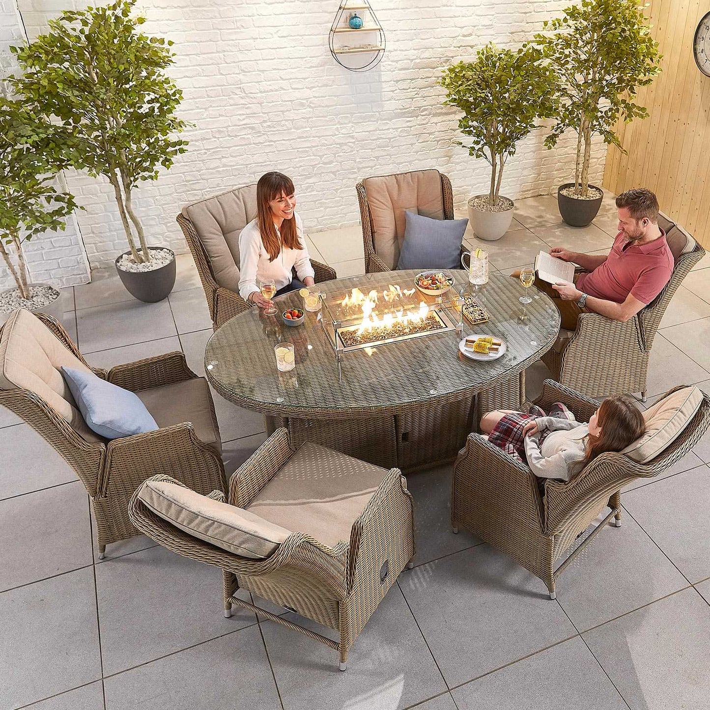 Carolina 8 Seat Dining Set with Fire Pit