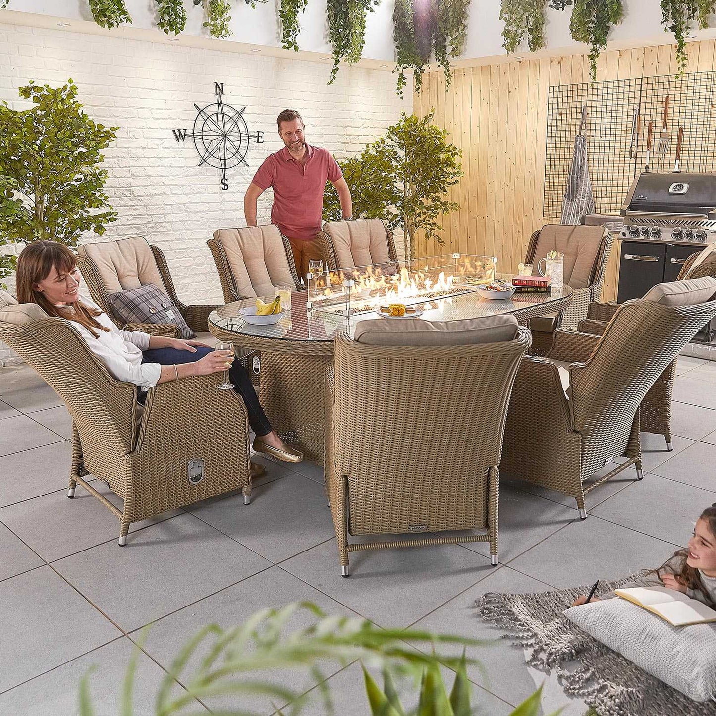 Carolina 8 Seat Dining Set with Fire Pit