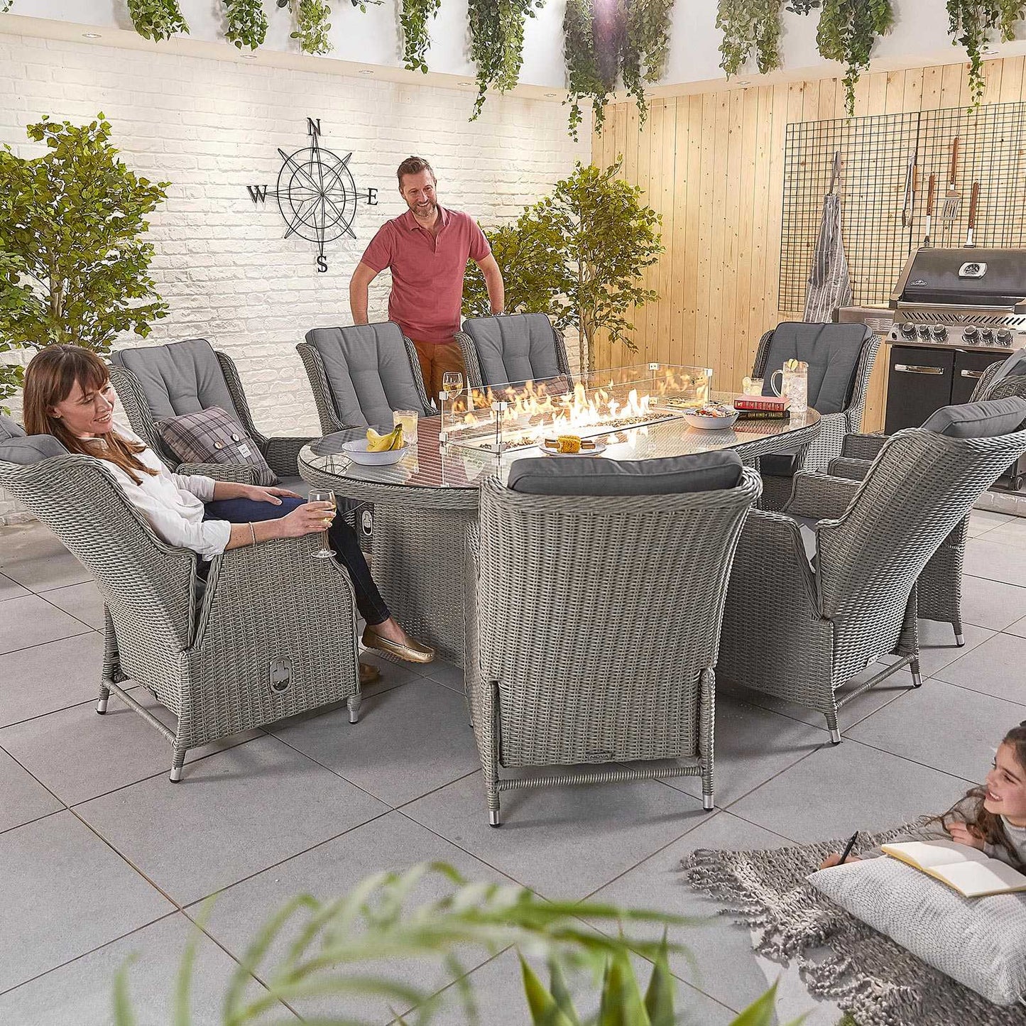 Carolina 8 Seat Dining Set with Fire Pit