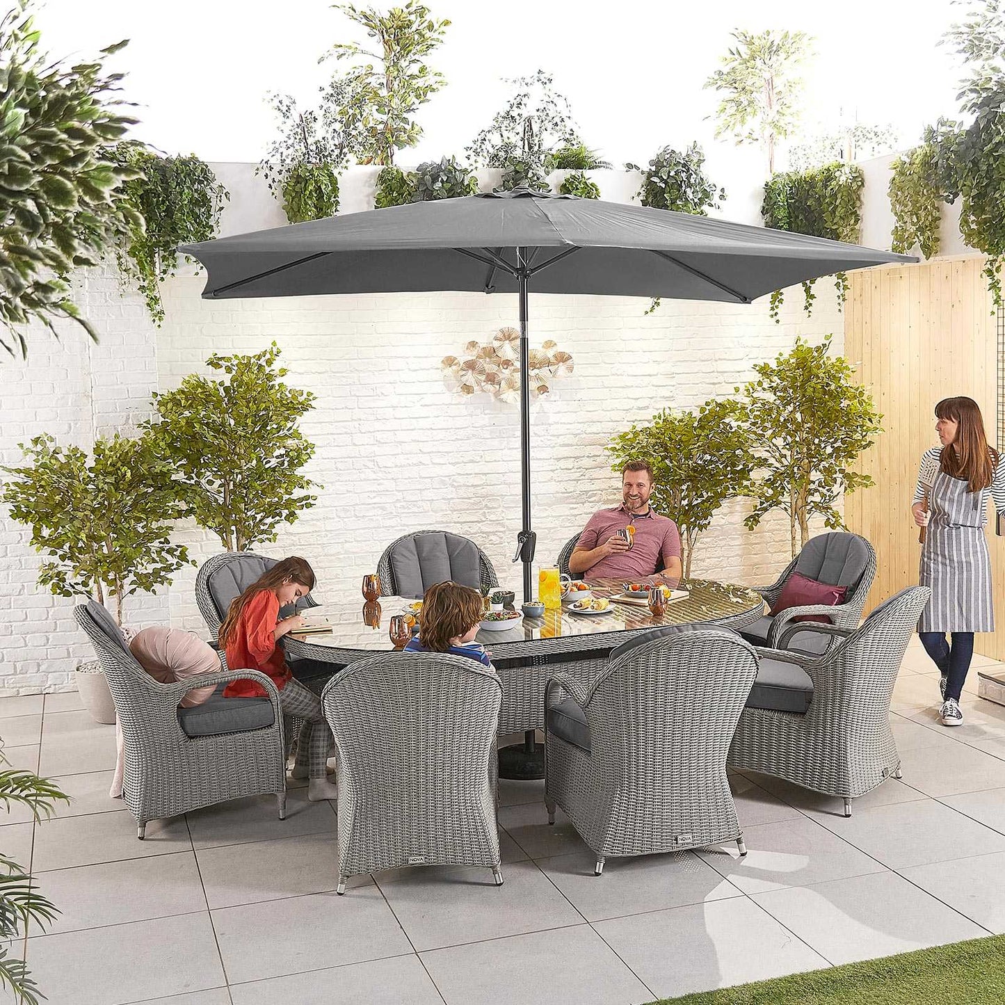Leanna 8 Seat Dining Set