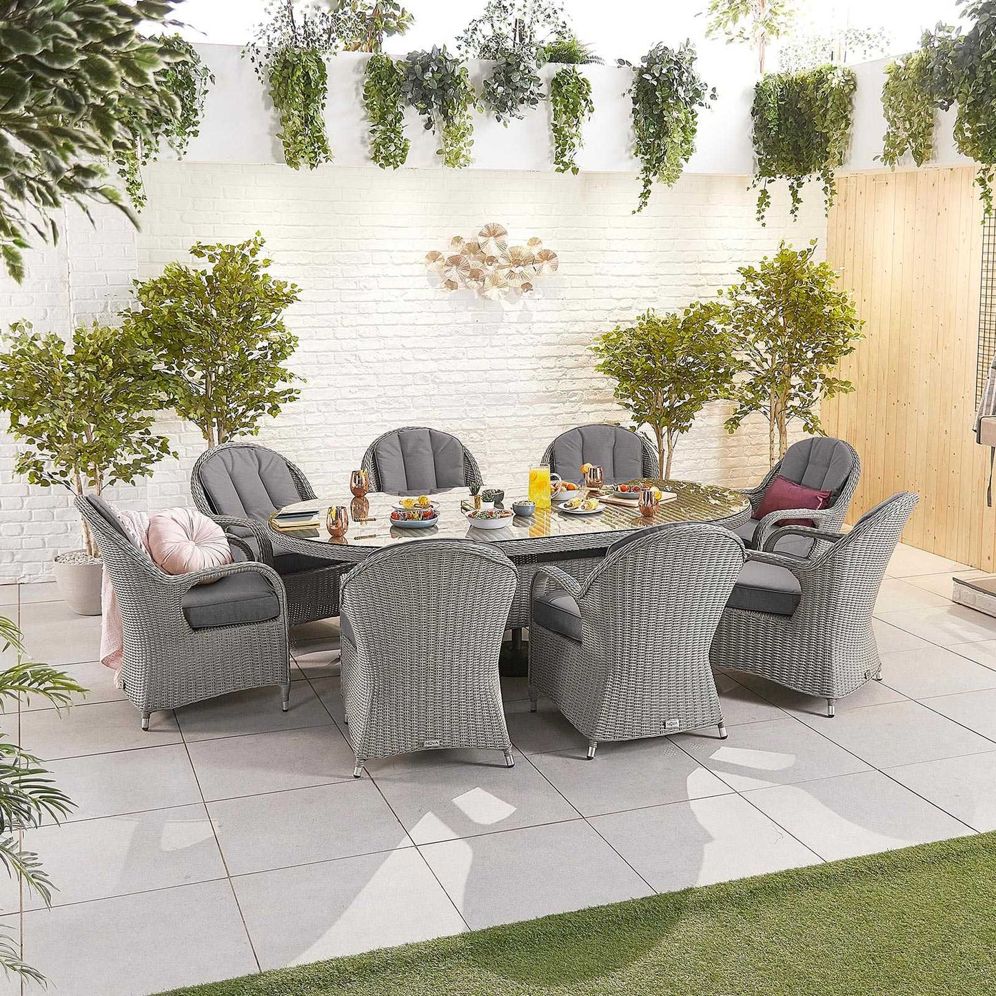 Leanna 8 Seat Dining Set