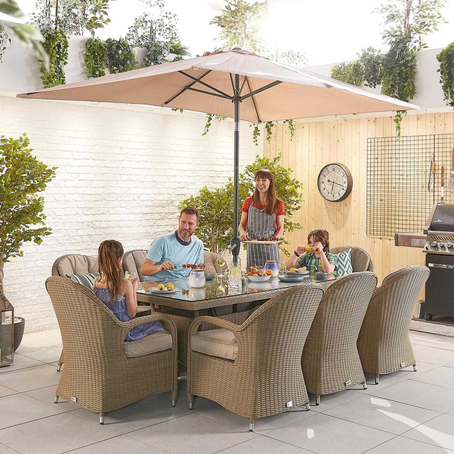 Leanna 8 Seat Dining Set