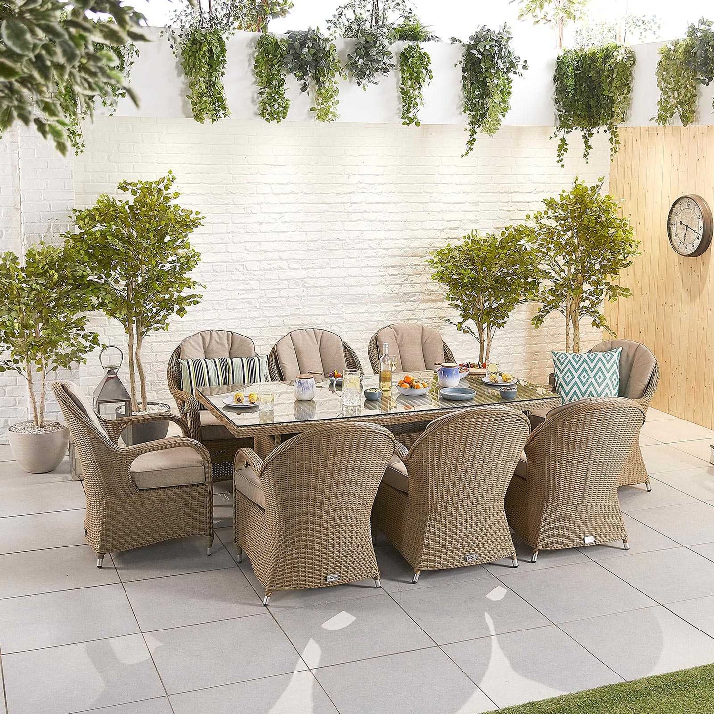 Leanna 8 Seat Dining Set
