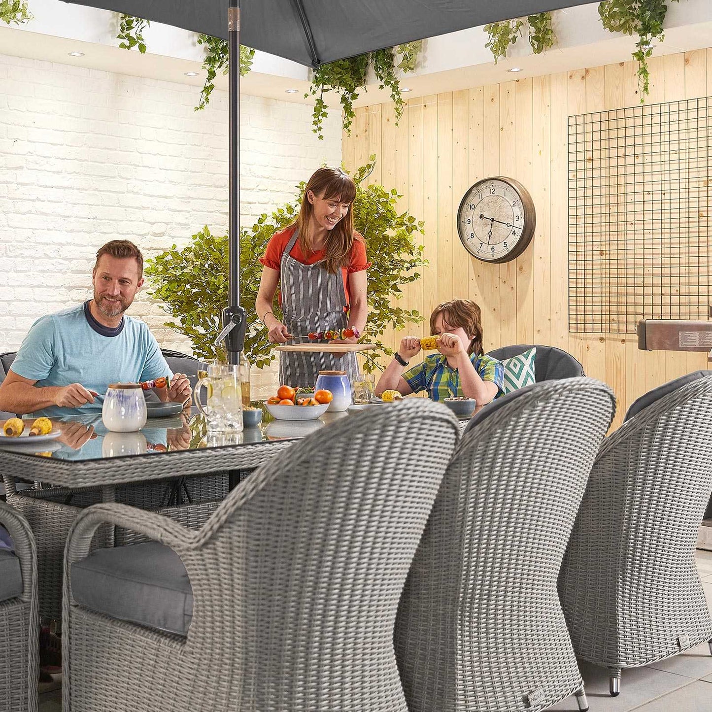 Leanna 8 Seat Dining Set