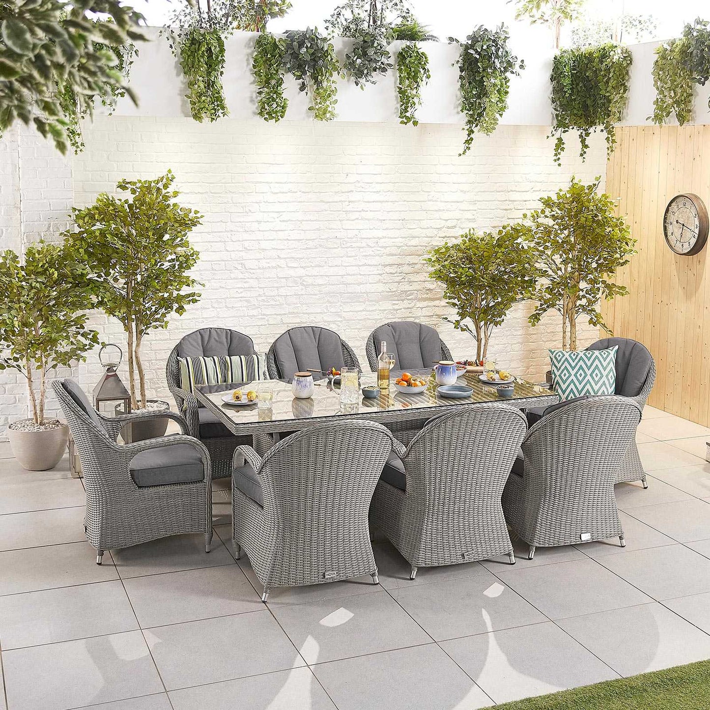 Leanna 8 Seat Dining Set