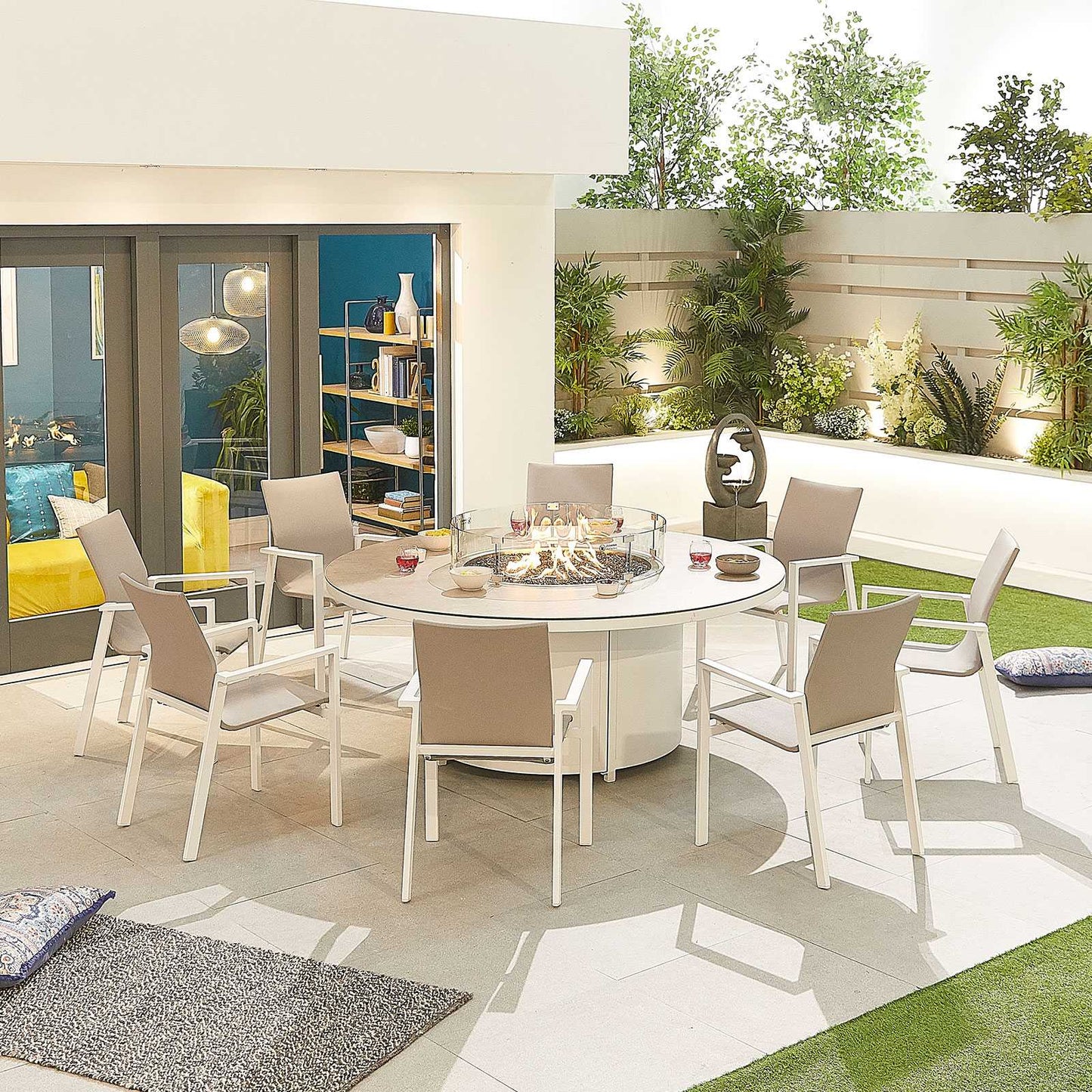 Roma 8 Seat Dining Set with Firepit