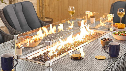 Firepit Dining