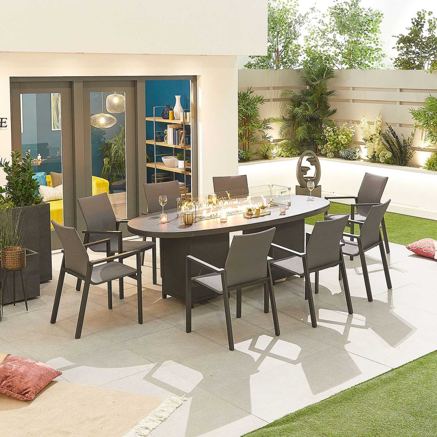 Roma 8 Seat Dining Set with Firepit